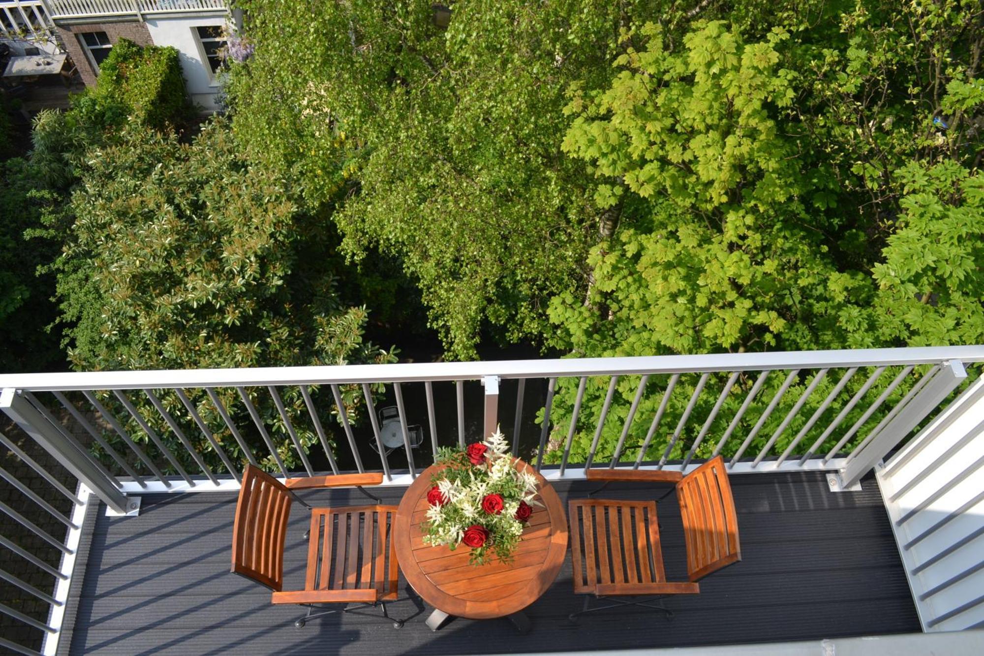 Twin Room Spa Bath Balcony Garden View
