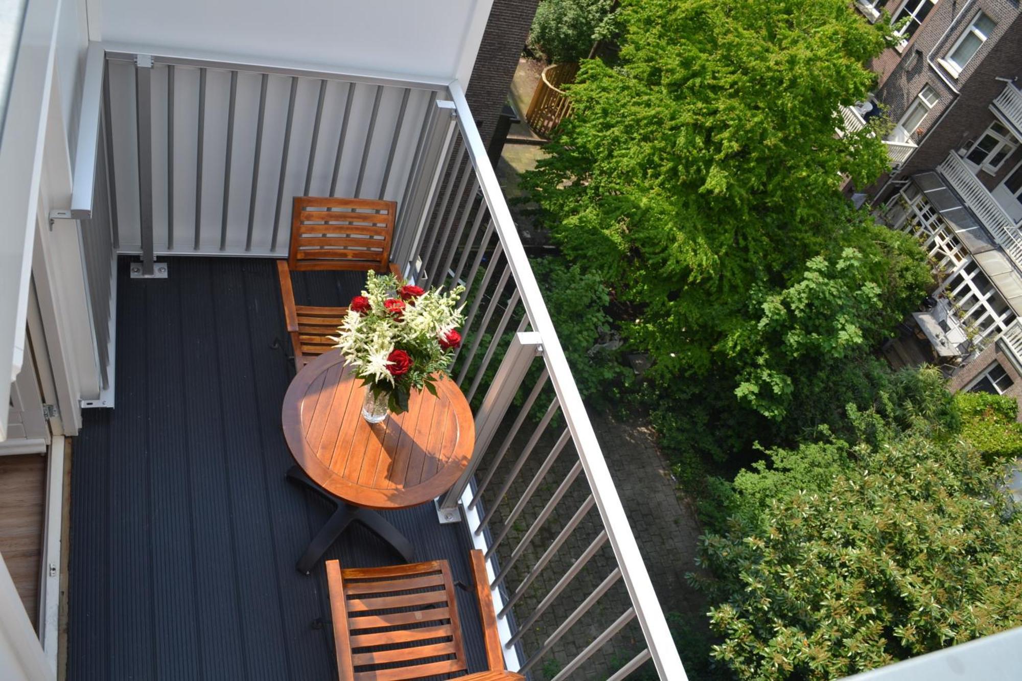 Twin Room Spa Bath Balcony Garden View